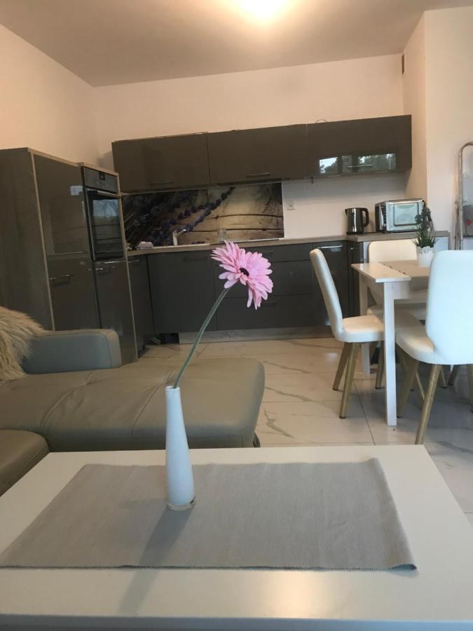 Appartamento Ive'S Gardenia Seaside Dziwnów Esterno foto
